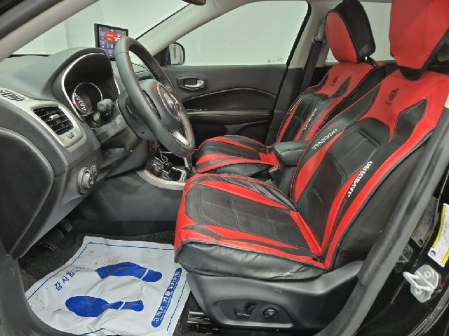 6091001558R11.jpg