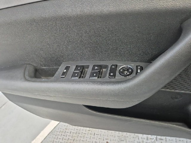 6091500955R17.jpg