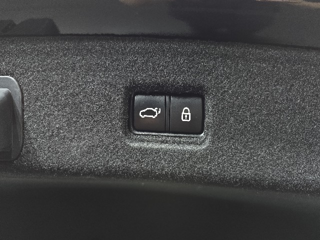 e04cbe6ce960cf52ca74432605f25bb8.jpeg