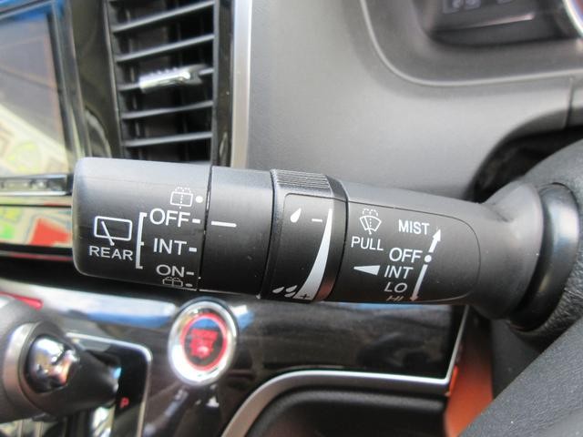 0802584A30260919W00119.jpg