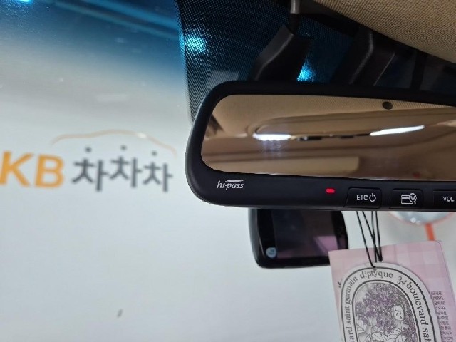 6081001137R17.jpg
