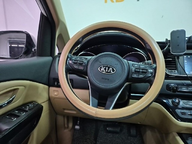 6081001137R9.jpg