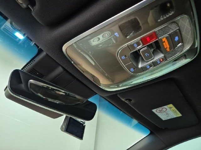 6081001095R18.jpg