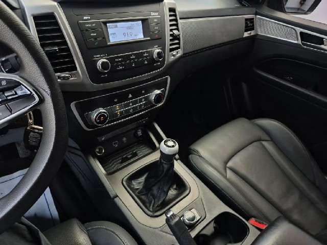6081500374R10.jpg