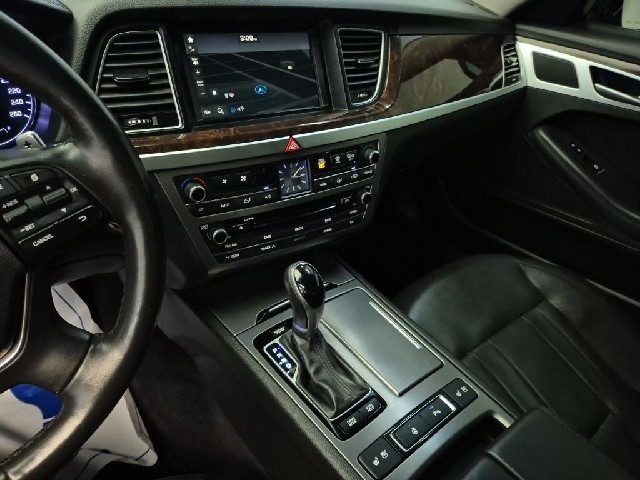 6081500202R10.jpg