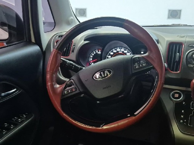 6081500099R9.jpg