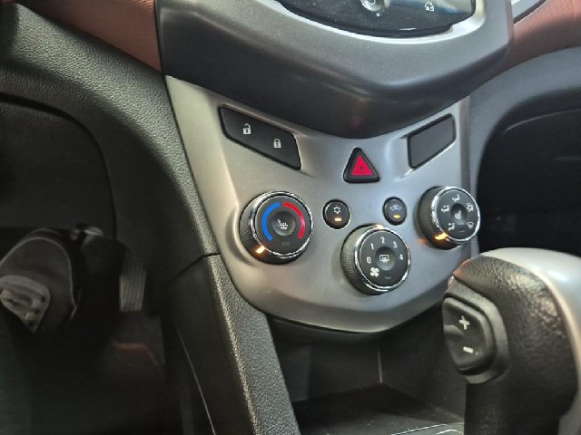 6081500073R15.jpg