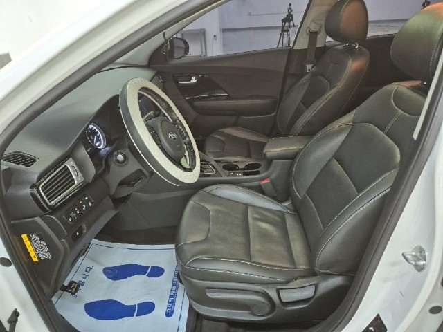 6081500572R11.jpg