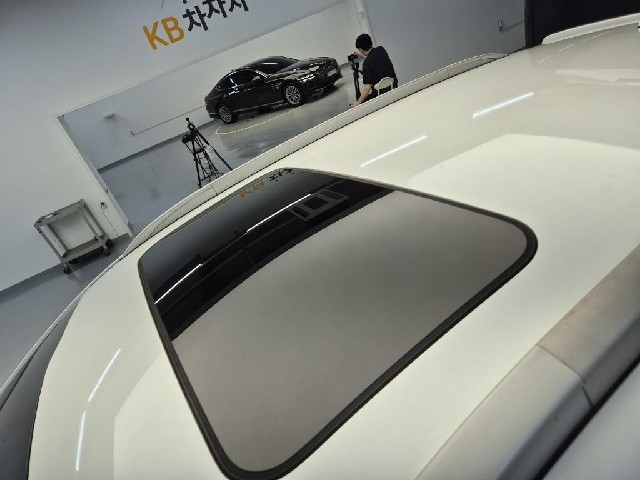 6081500572R13.jpg