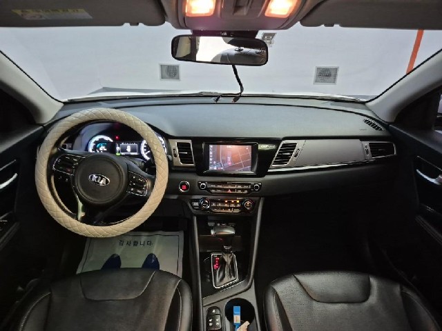 6081500572R7.jpg