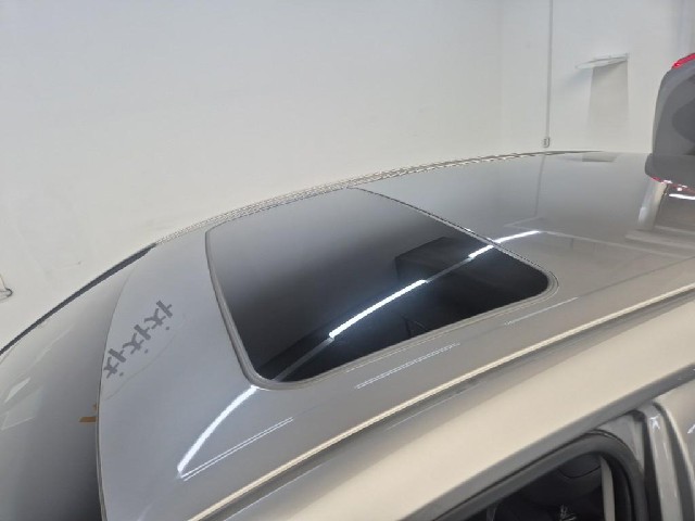 6081500793R13.jpg