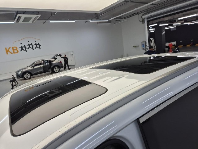 6081501132R13.jpg