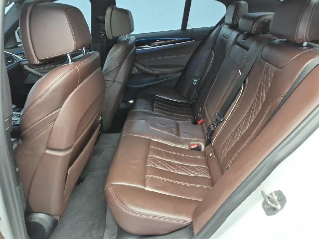 6081501282R12.jpg