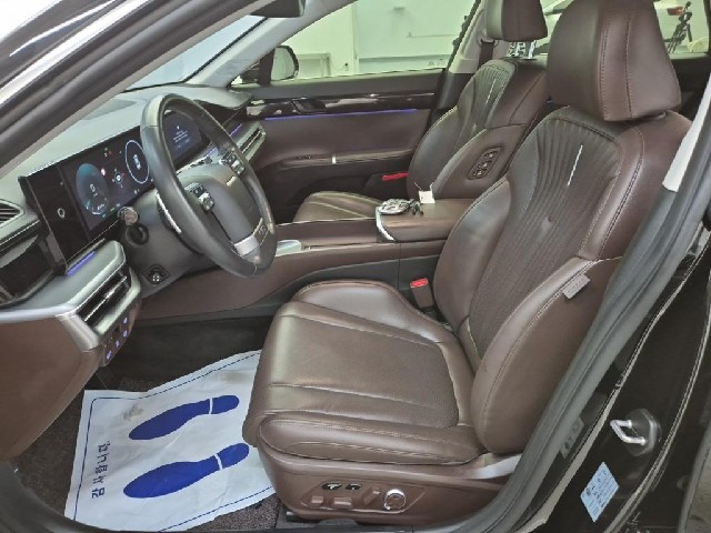 6081500845R11.jpg