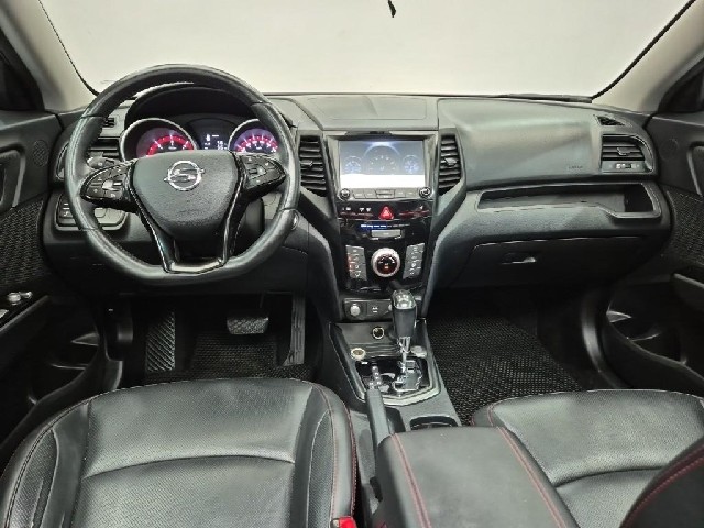 6081000871R7.jpg
