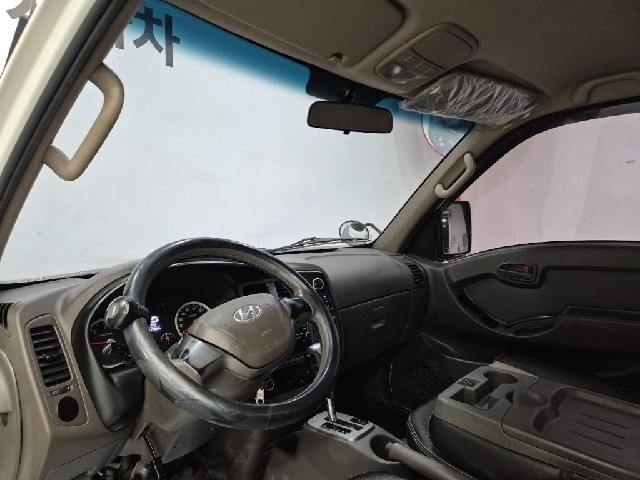 6081000656R6.jpg