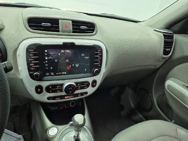 6081000625R10.jpg
