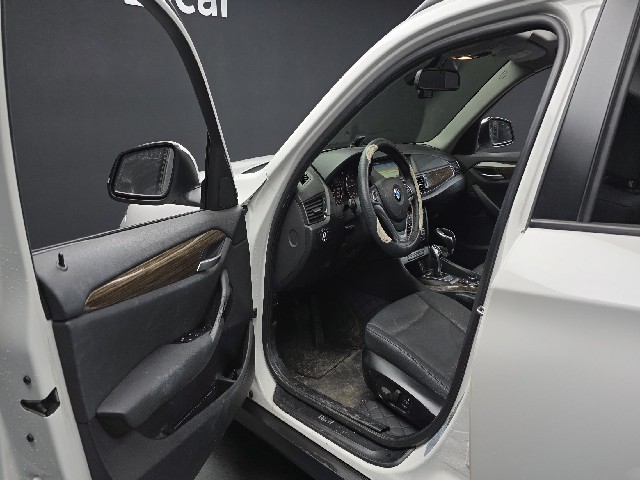 fcd1e35e29347bcbc73bed936ec95eba.jpeg