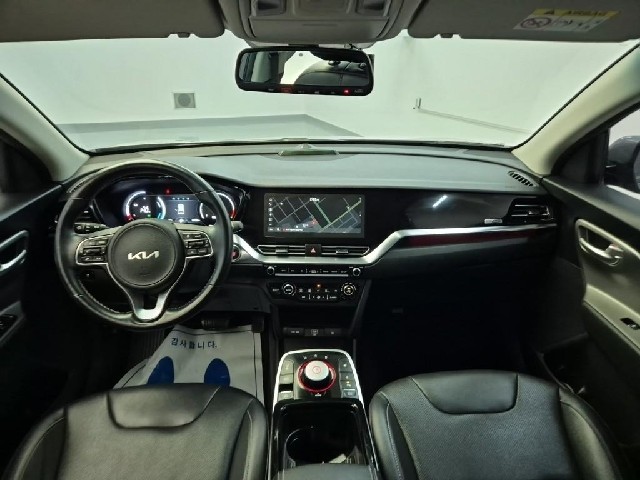 6081500195R7.jpg