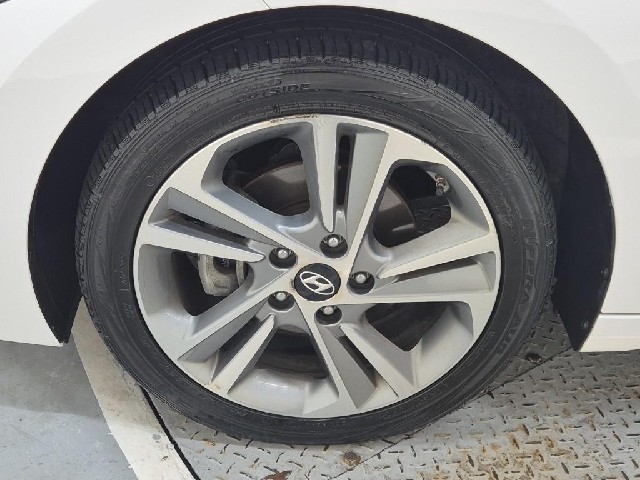 6071502134R19.jpg