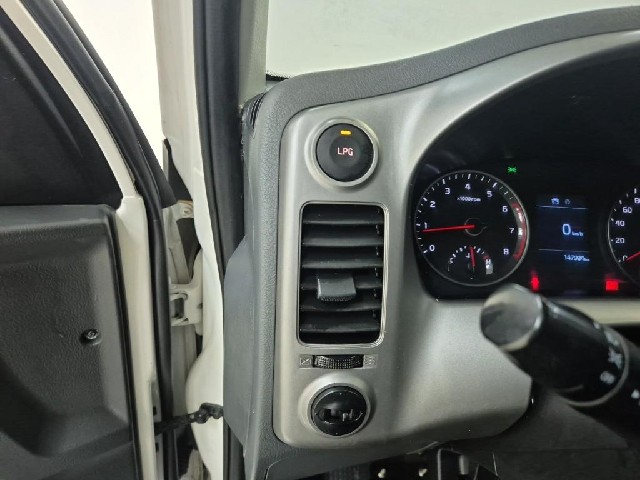 6071502239R17.jpg