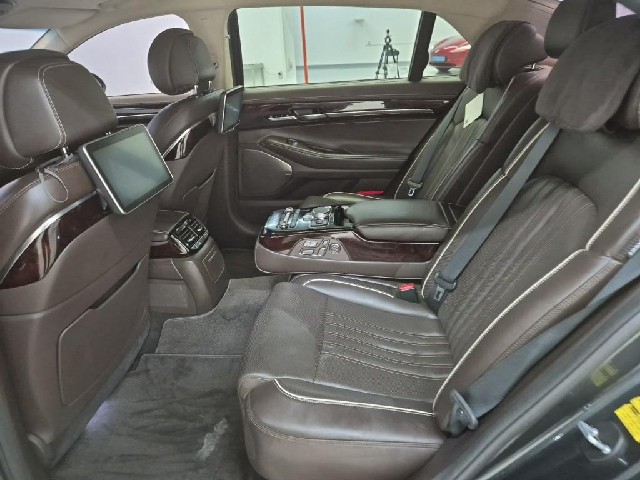 6081500147R12.jpg