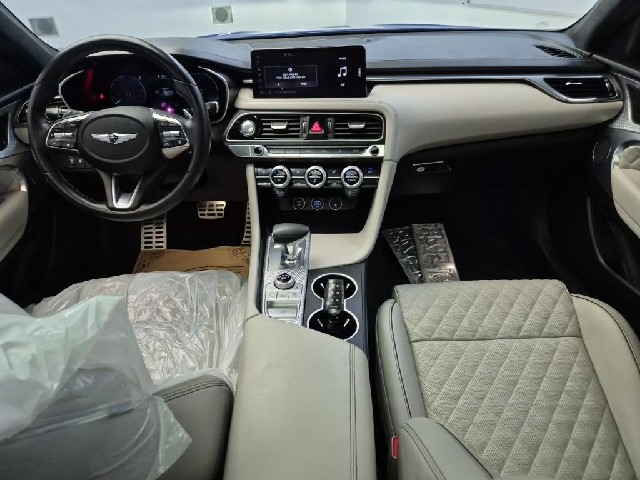 6081500220R7.jpg