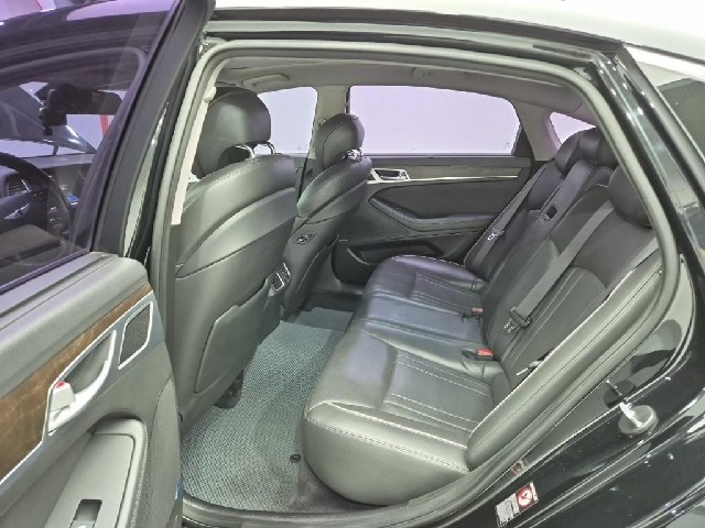 6081000081R12.jpg