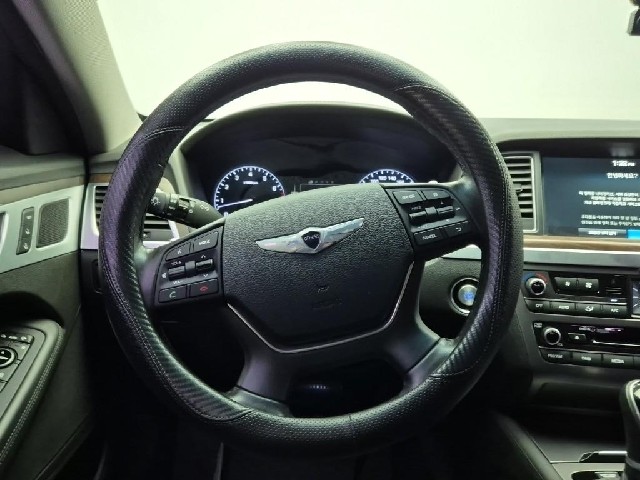 6081000081R9.jpg