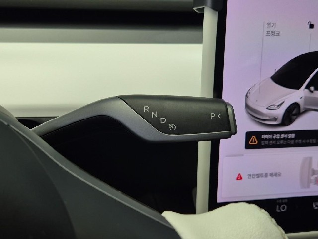 6071501751R8.jpg