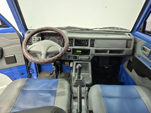 6081000159R6.jpg