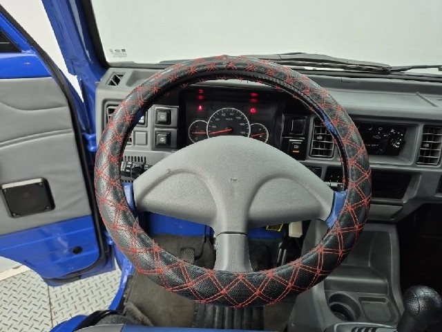 6081000159R8.jpg