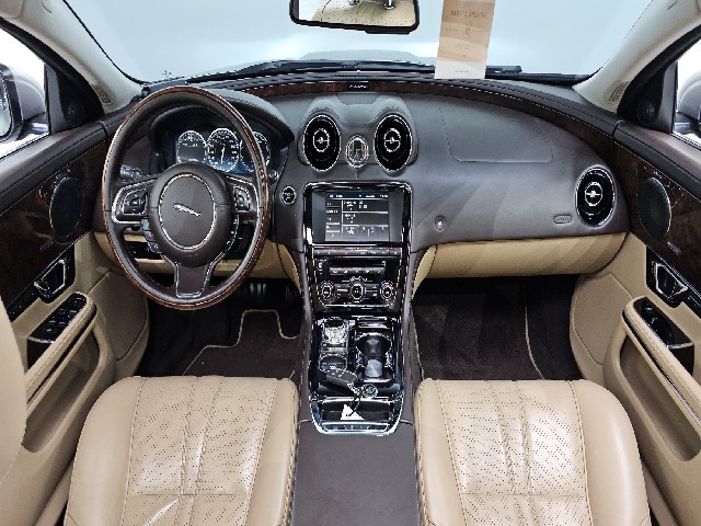 18567f7bb8c742a4590e9b6486672164.jpeg