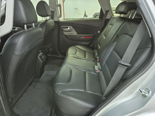 6081500120R12.jpg