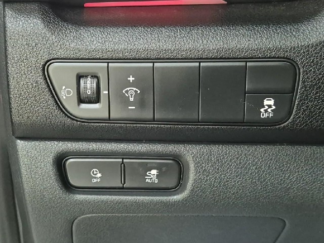 6081500122R17.jpg
