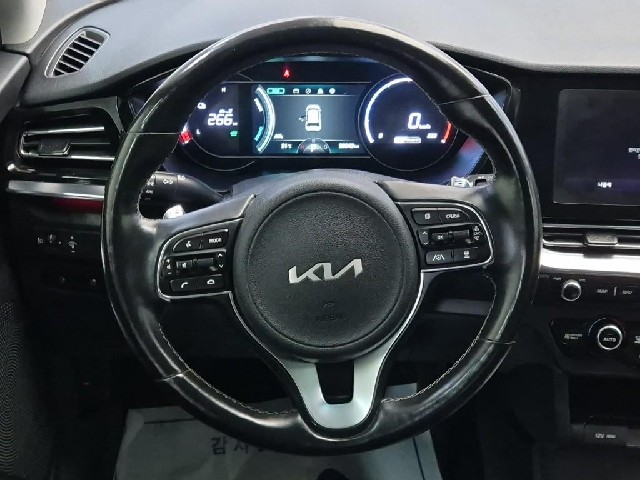 6081500122R9.jpg