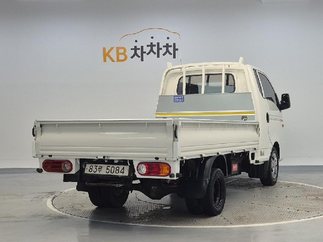 6071000284R3.jpg