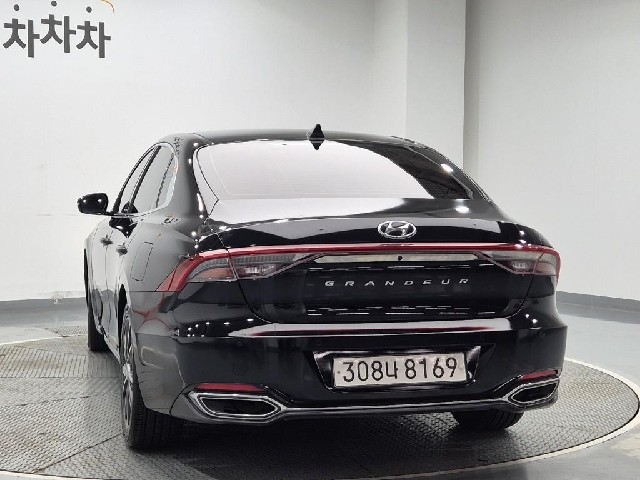 6081000205R2.jpg