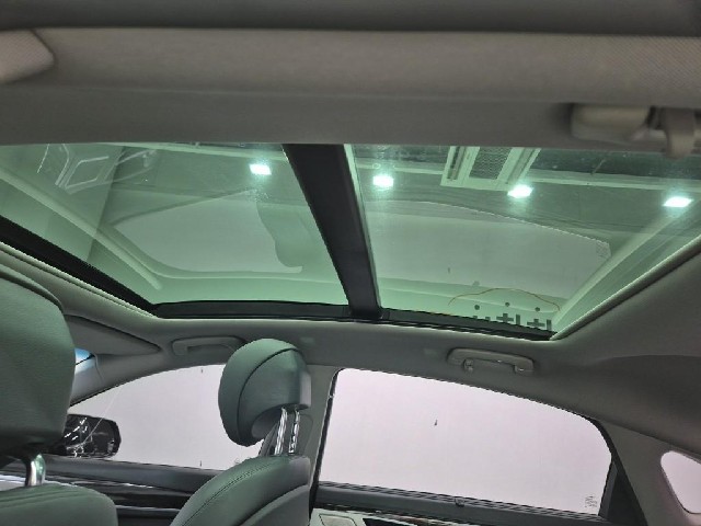 6081000310R13.jpg