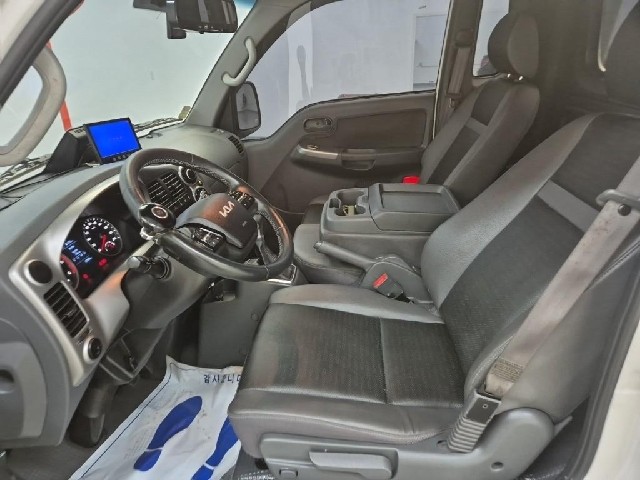 6081500693R10.jpg