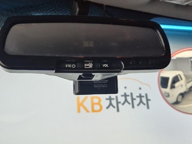 6081500693R15.jpg