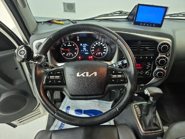 6081500693R8.jpg