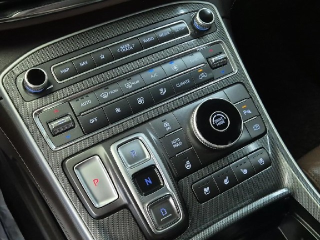 6081500688R8.jpg