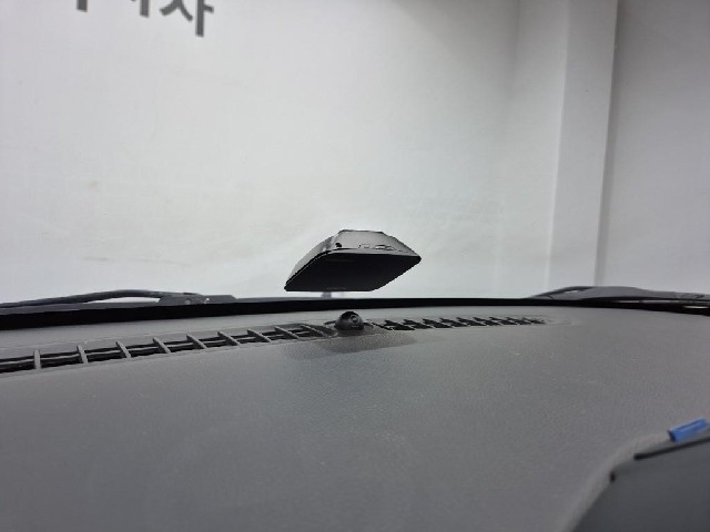 6081000383R16.jpg