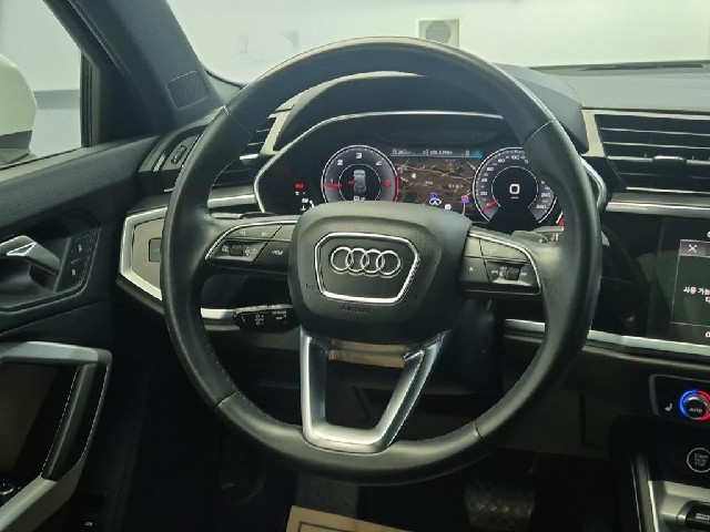 6081500594R9.jpg