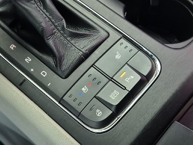 6081000769R17.jpg
