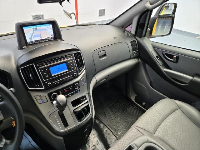 4071502289R10.jpg