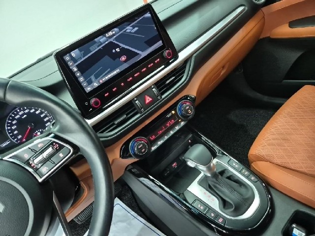 6091000860R10.jpg
