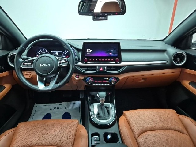 6091000860R7.jpg