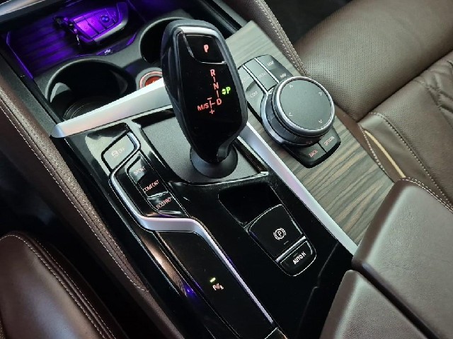 6061500836R8.jpg